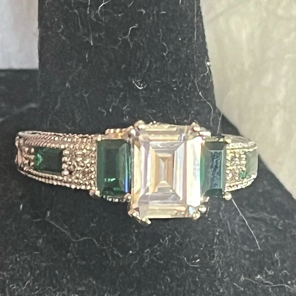 Deco Style Ring